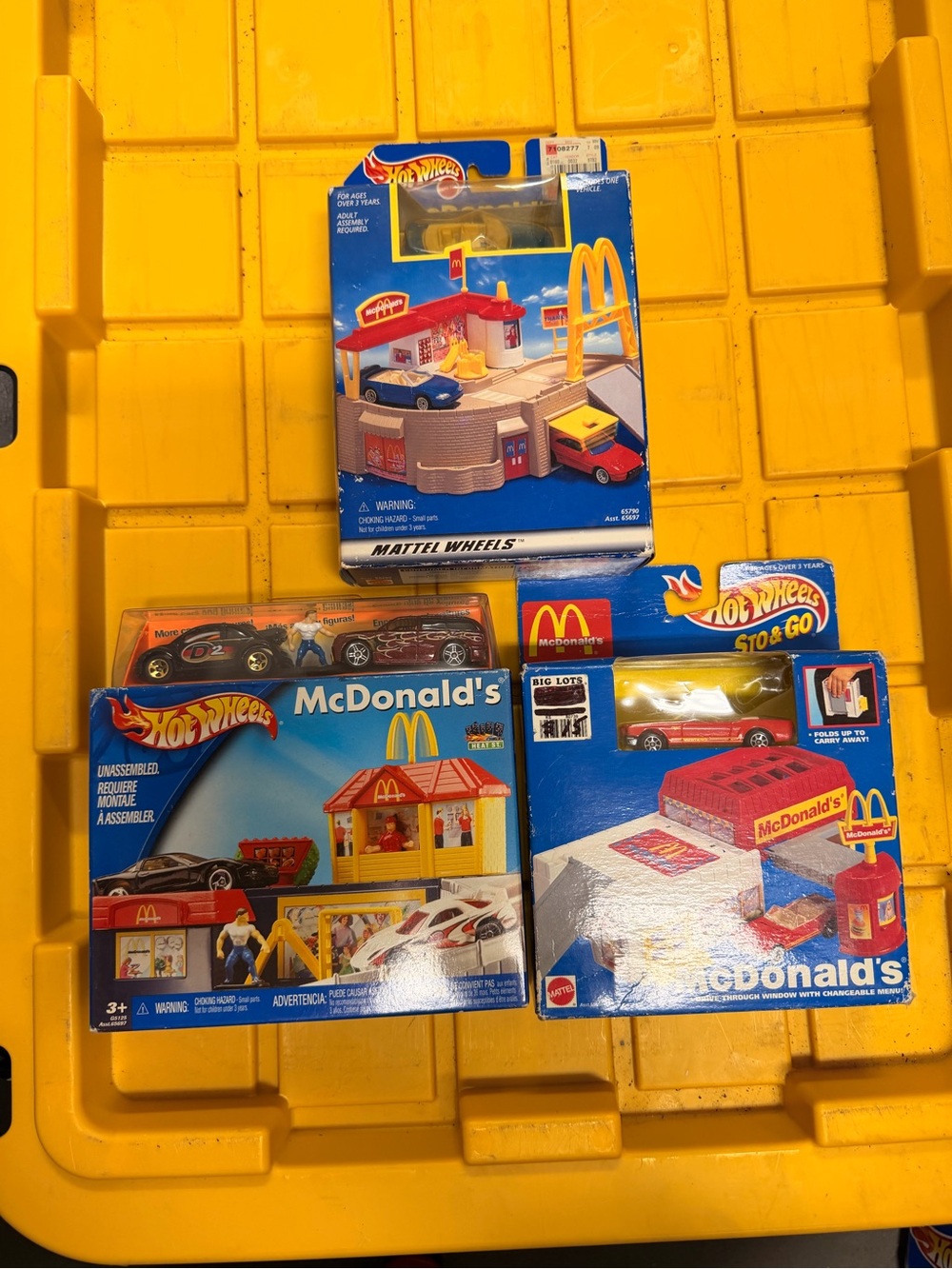 Hot Wheels McDonald's Playset Bundle - Yellow and Red